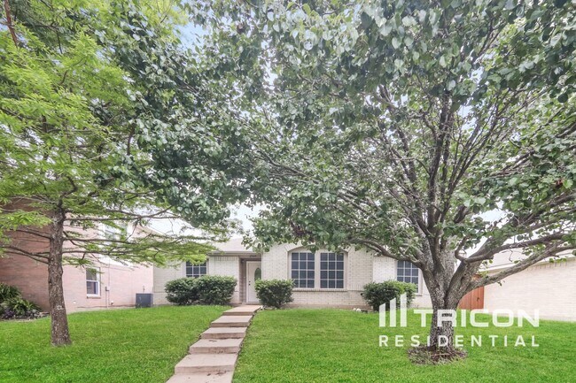 property at 2949 Monticello Ln