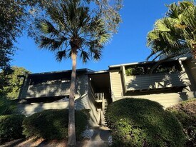 1155 Village Creek Ln in Mount Pleasant, SC - Building Photo