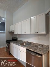 3542 N Halsted St, Unit 1F in Chicago, IL - Building Photo - Building Photo
