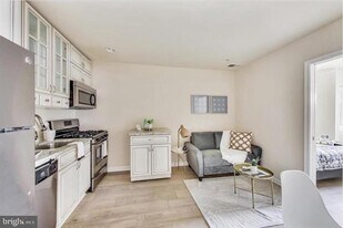 1720 H St NE in Washington, DC - Building Photo