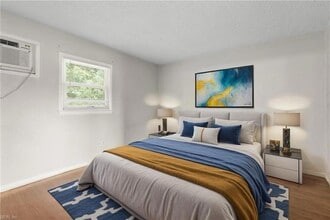 5667 Brickell Rd, Unit 6 in Norfolk, VA - Building Photo - Building Photo