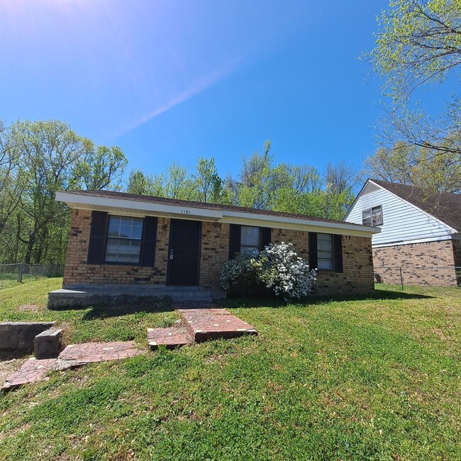 property at 1181 Canary Ln