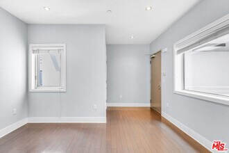 1730 Sawtelle Blvd in Los Angeles, CA - Building Photo - Building Photo