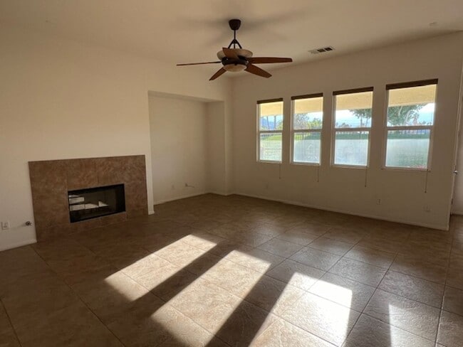 42375 Warner Trail in Palm Desert, CA - Building Photo - Building Photo