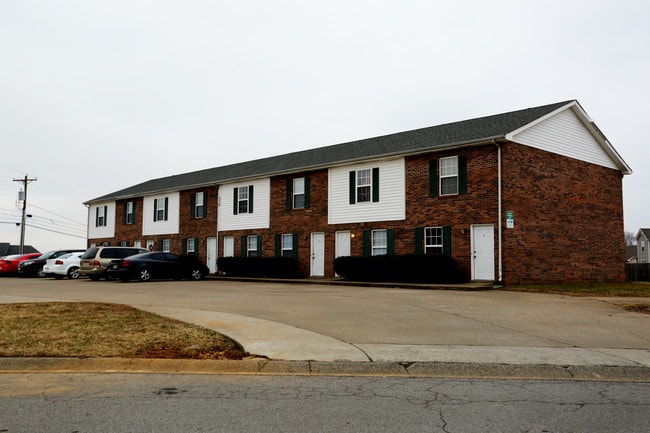 330 Audrea Ln in Clarksville, TN - Building Photo - Building Photo