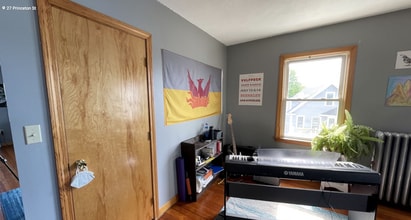 27 Princeton St, Unit 2 in Medford, MA - Building Photo - Building Photo