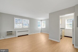 206 N Trenton St in Arlington, VA - Building Photo - Building Photo