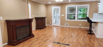 348 Pine Forest Dr in Lawrenceville, GA - Building Photo - Building Photo
