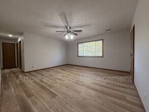 535 Oak St in Valparaiso, NE - Building Photo - Building Photo