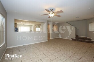 8905 W Perfect Diamond Ct in Las Vegas, NV - Building Photo - Building Photo