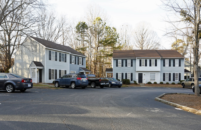 Wayne Ridge Townhomes in Raleigh, NC - Building Photo - Building Photo