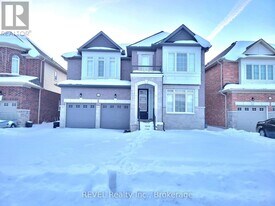 9275 White Oak Ave in Niagara Falls, ON - Building Photo