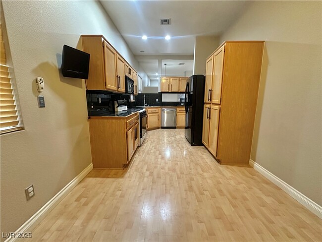 property at 280 Cascade Mist Ave