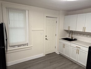 6313 Windsor Mill Rd in Baltimore, MD - Building Photo - Building Photo