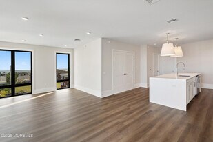 215 2nd Ave in Asbury Park, NJ - Building Photo