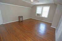 5604 Chaucer Dr photo'