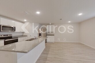 336 Monarch Ln in Pensacola, FL - Building Photo - Building Photo