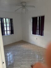 2140 NW 120th St in Miami, FL - Building Photo - Building Photo