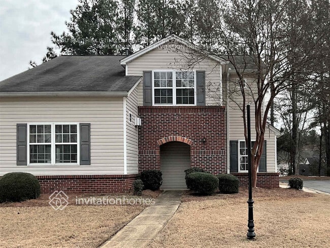 property at 881 Windcroft Cir NW