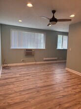 705 Strom Dr in West Dundee, IL - Building Photo - Building Photo
