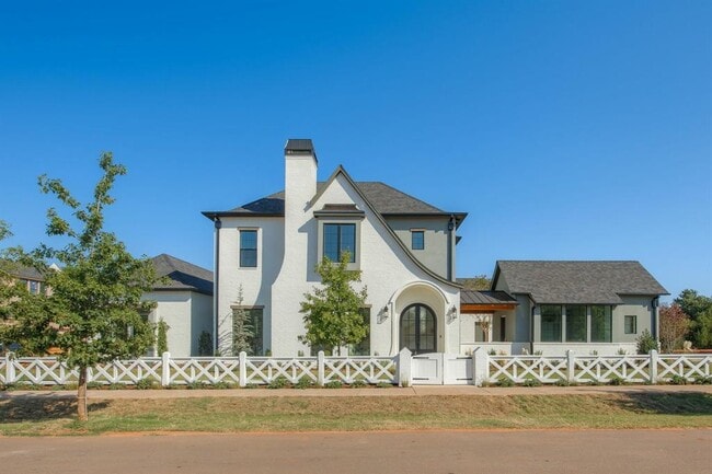 property at 18717 Selah Wy