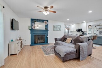 409 Northclift Dr in Raleigh, NC - Foto de edificio - Building Photo