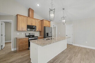 37 Haida Trail in Crawfordville, FL - Building Photo - Building Photo