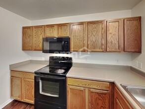 25119 Longbranch Run in San Antonio, TX - Building Photo - Building Photo