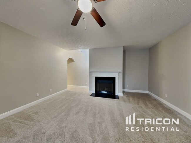 232 Daisy Cir in Mcdonough, GA - Building Photo - Building Photo