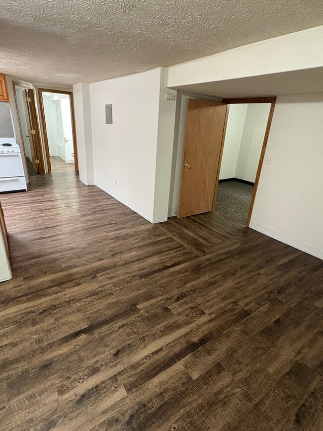 815 W 26th St, Unit #4 in Kearney, NE - Building Photo - Building Photo