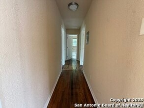 523 Gould St in San Antonio, TX - Building Photo - Building Photo