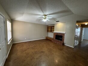 7812 Ave U - A Ave in Lubbock, TX - Building Photo - Building Photo