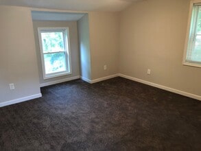 422 S Talley Ave in Muncie, IN - Foto de edificio - Building Photo