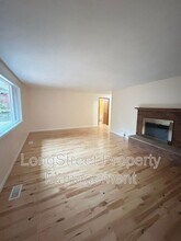 3325 NW Circle Blvd in Corvallis, OR - Building Photo - Building Photo