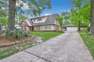 2006 Pine River Dr in Houston, TX - Building Photo - Building Photo