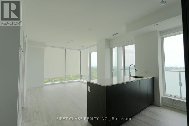 7-2807 Golden Lion Heights in Toronto, ON - Building Photo - Building Photo