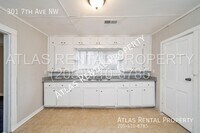 301 7th Ave NW photo'