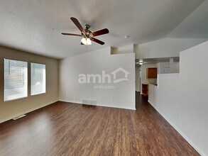 2362 S 50 E in Clearfield, UT - Building Photo - Building Photo