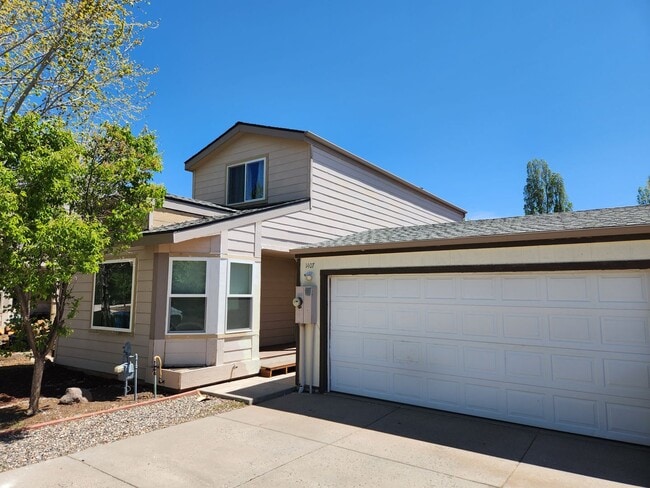 property at 1407 S Mark Ln