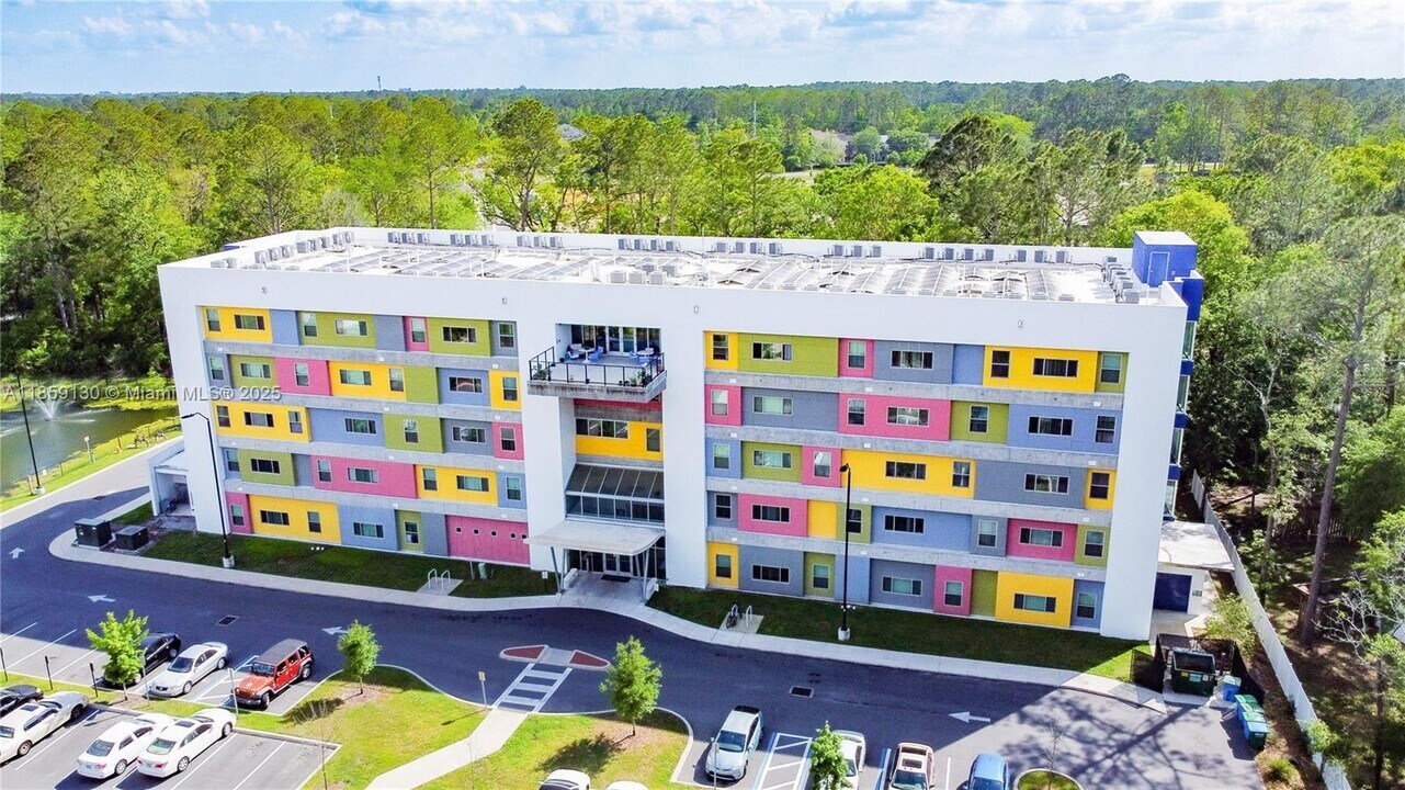 2166 NW 55th Blvd in Gainesville, FL - Building Photo