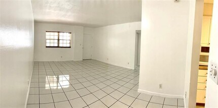 1407 NE 56th St in Fort Lauderdale, FL - Building Photo - Building Photo