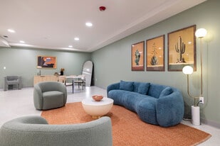 Landmark 301 in Conroe, TX - Building Photo