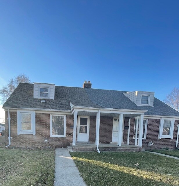 22773 Brittany Ave in Eastpointe, MI - Building Photo