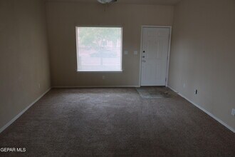 3278 Azteca Trail in El Paso, TX - Building Photo - Building Photo