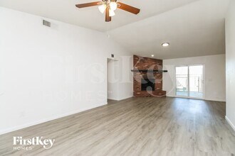 9321 E Dallas St in Mesa, AZ - Building Photo - Building Photo