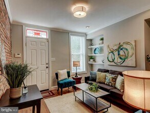 915 Baylis St in Baltimore, MD - Building Photo - Building Photo