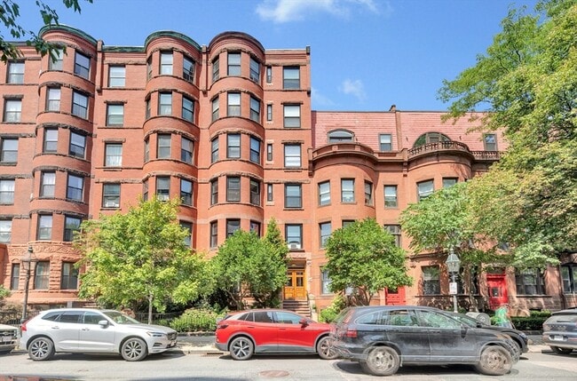 405 Marlborough St in Boston, MA - Building Photo - Building Photo