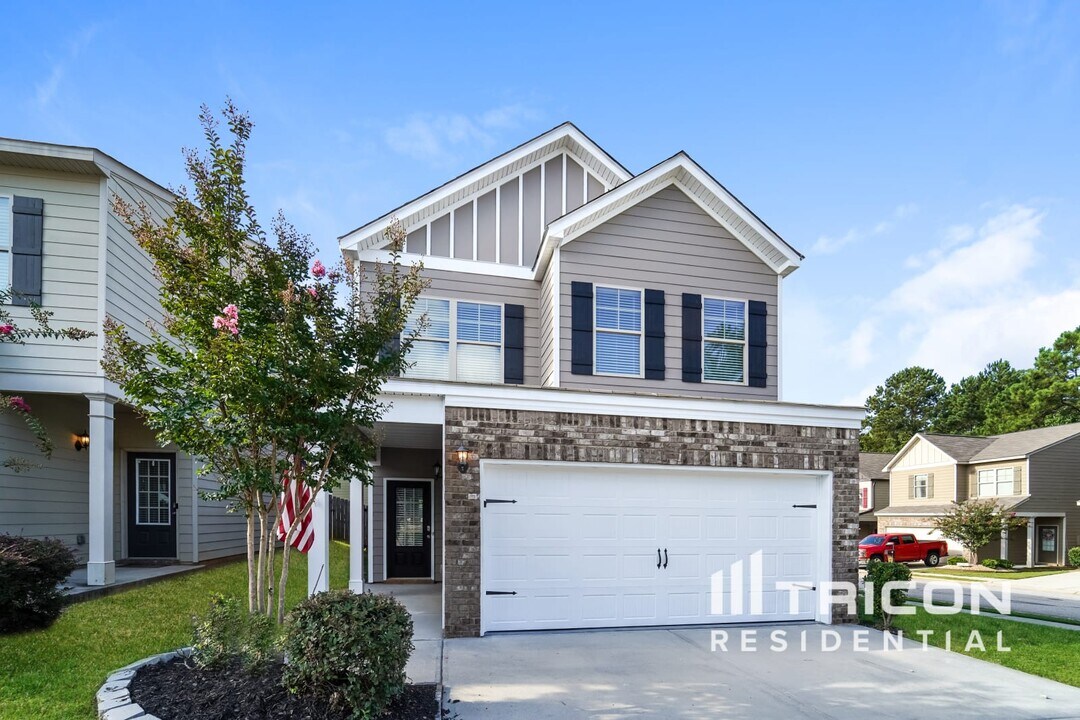 10 Longleaf Cir in Fairburn, GA - Building Photo
