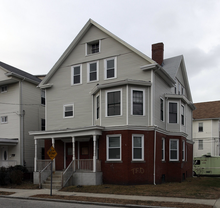 121-123 Niagara St in Providence, RI - Building Photo