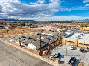 220 N Jones St in Moapa Valley, NV - Building Photo - Building Photo